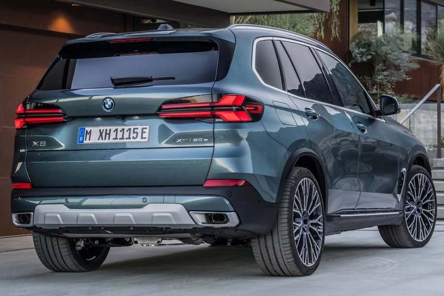 bmw-부분변경-x5-suv-3.jpeg
