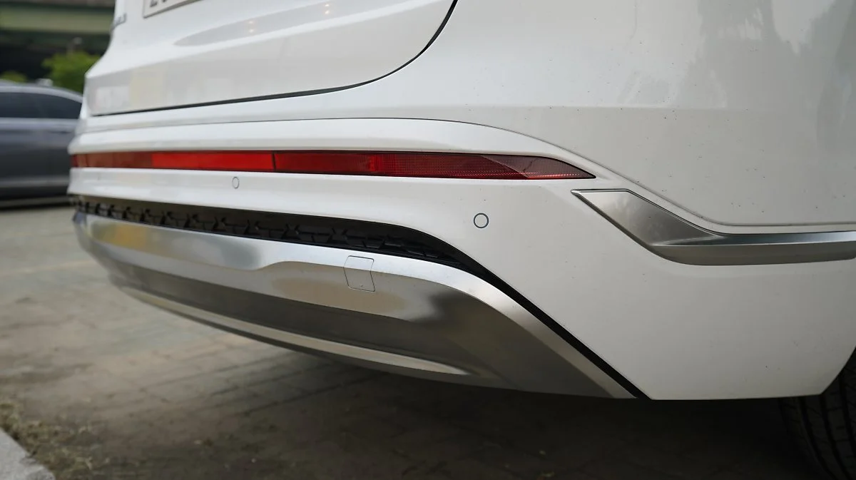 FL_03670.JPG?type=w1200