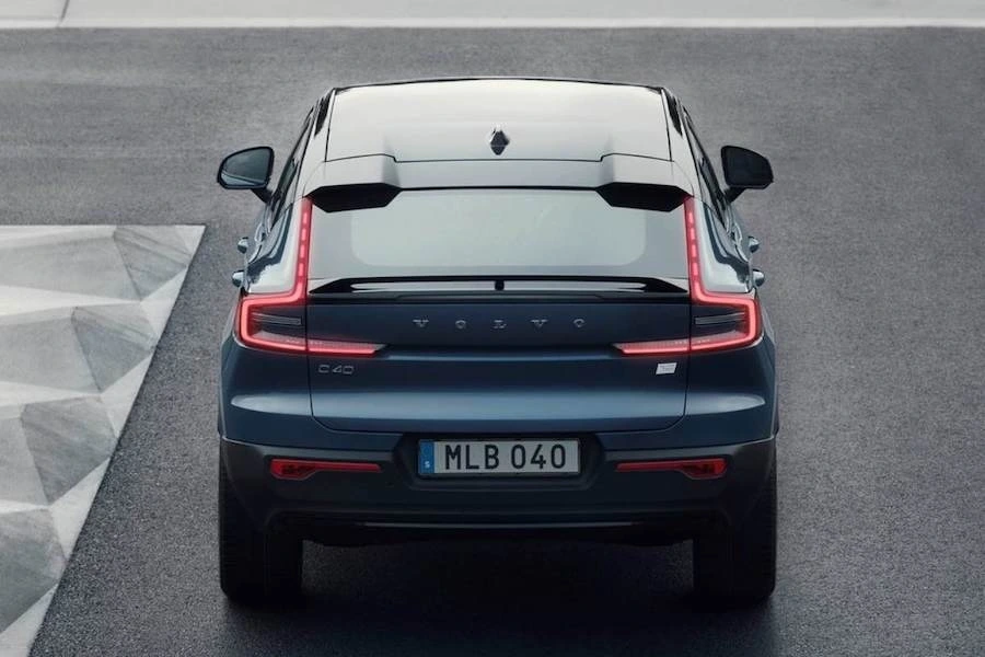 볼보-전기차-c40-리차지-1.jpeg