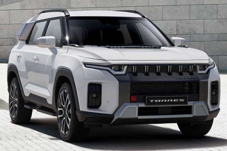 국산차-쌍용차-SUV-쌍용-SUV-토레쓰-쌍용-토레스-정통-SUV-공장-중단-1.jpeg