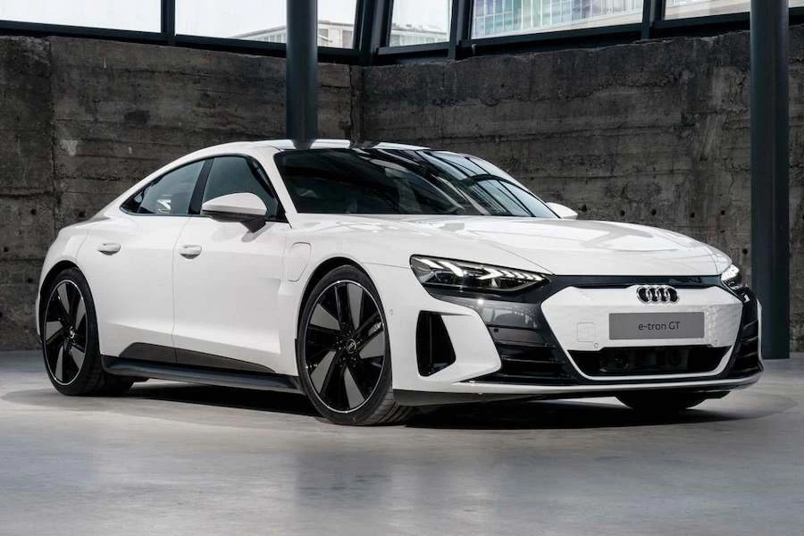 아우디-etron-gt-스포츠카-4.jpeg