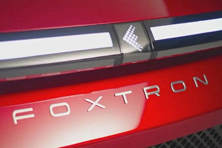 폭스트론-전기차-폭스콘-모델b.jpeg