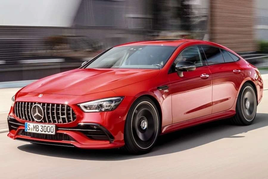 메르세데스-벤츠-amg-gt.jpeg