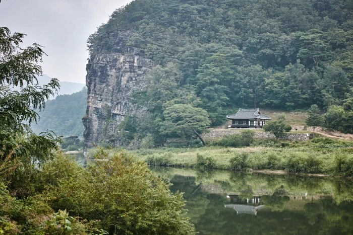 2493310_image2_1.jpg?type=m4500_4500_fst&wm=N