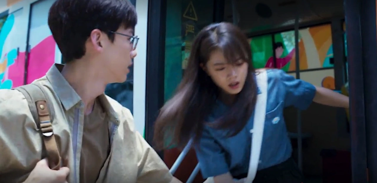 웹 캡처_23-11-2022_175413_www.tving.com.jpeg