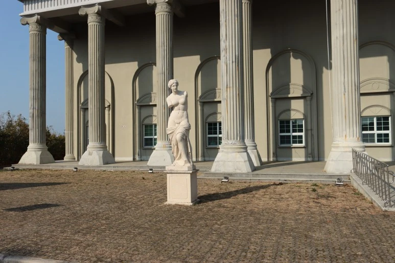 IMG_4535.JPG?type=w773