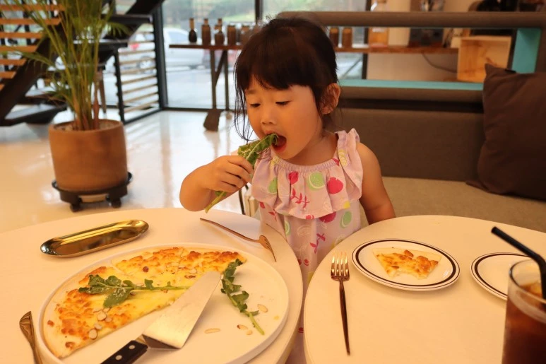 IMG_2985.JPG?type=w773