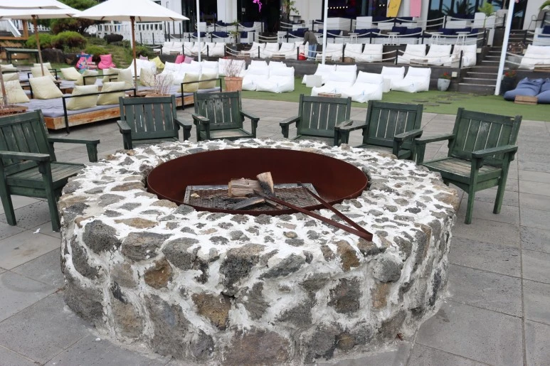 IMG_3974.JPG?type=w773