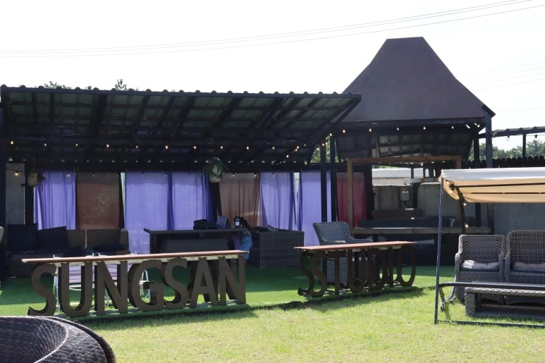 IMG_3752.JPG?type=w773