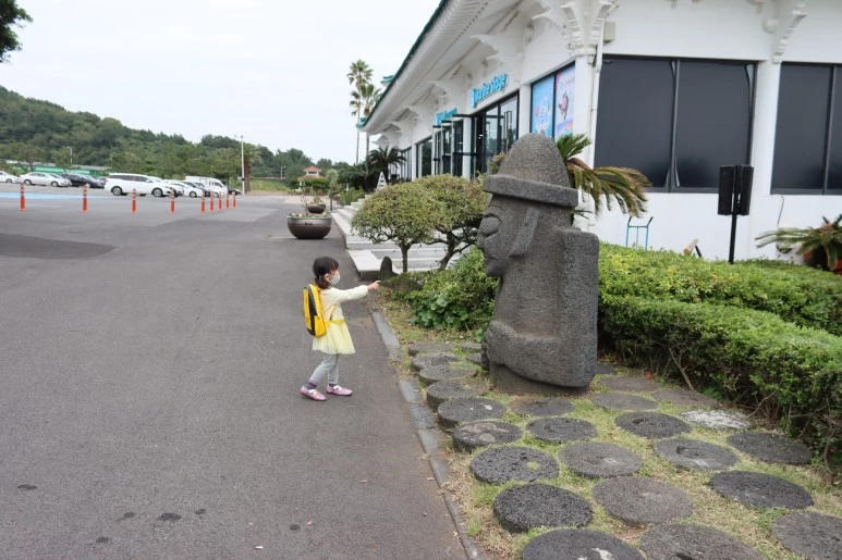 IMG_3956.JPG?type=w773