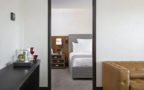 One_Bedroom_Suite_with_Garden_View.jpg?type=w466