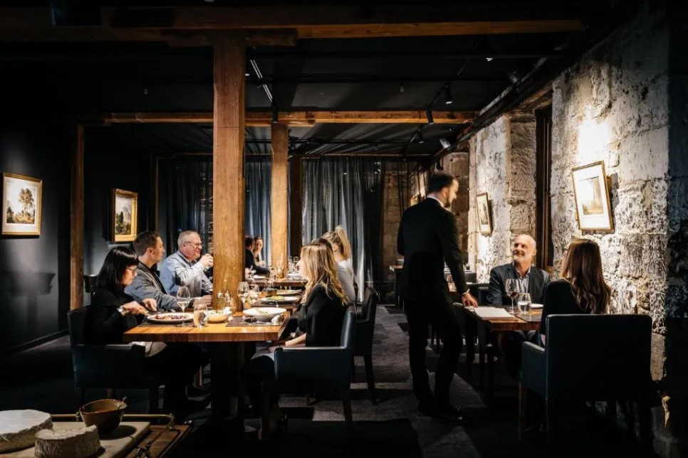 %ED%97%A8%EB%A6%AC_%EC%A1%B4%EC%8A%A4_%EC%95%84%ED%8A%B8_%ED%98%B8%ED%85%94_(Henry_Jones_Art_Hotel)_3.jpg?type=w966