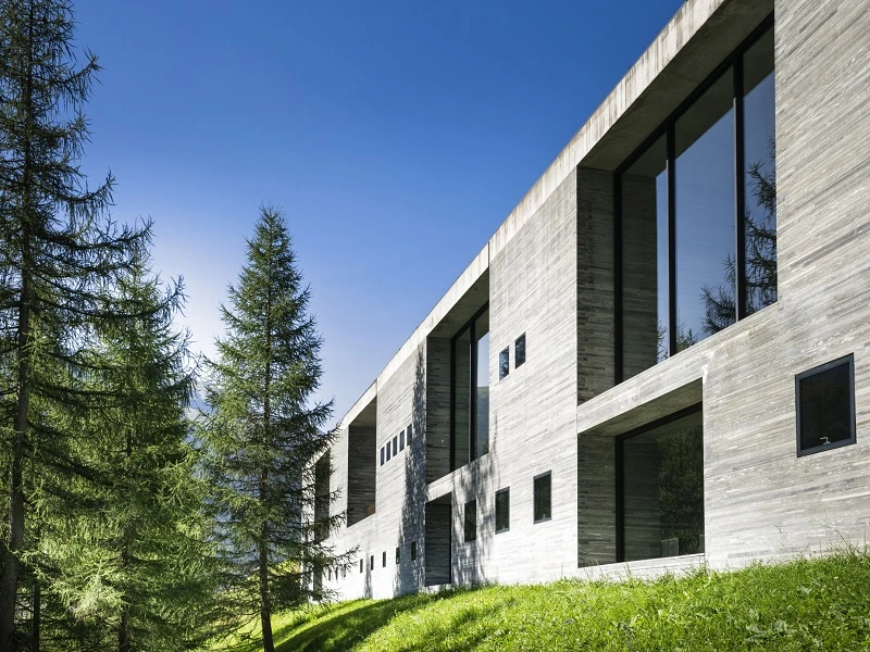 ThermeVals-Gruppenhaus-Lunschania.jpeg?type=w1