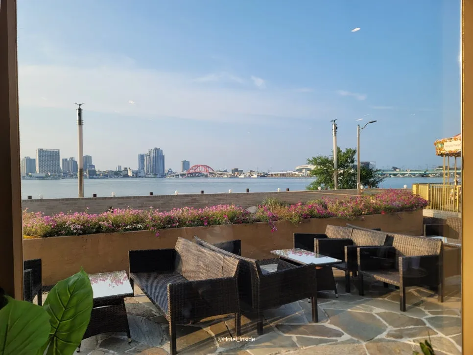 SE-2afb99af-94b3-443f-8302-cf7324d6eb90.jpg?type=w966