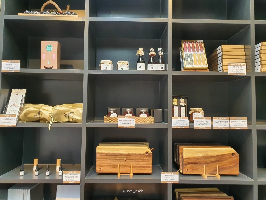 SE-ba45db61-6521-4f7b-9ae9-6cb16b2af09a.jpg?type=w1