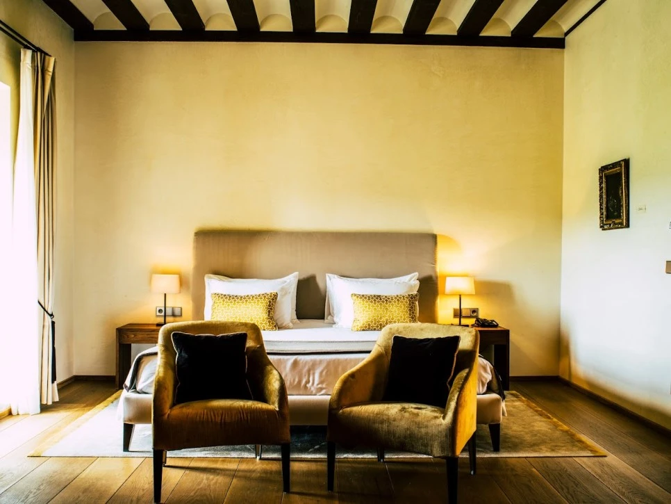 %EC%95%84%EB%8B%A4%EB%B9%84%EC%95%84_%EB%A0%88%ED%88%AC%EC%97%90%EB%A5%B4%ED%83%80_%EB%A5%B4%EB%8F%84%EB%A9%94%EC%9D%B8_2.jpg?type=w966