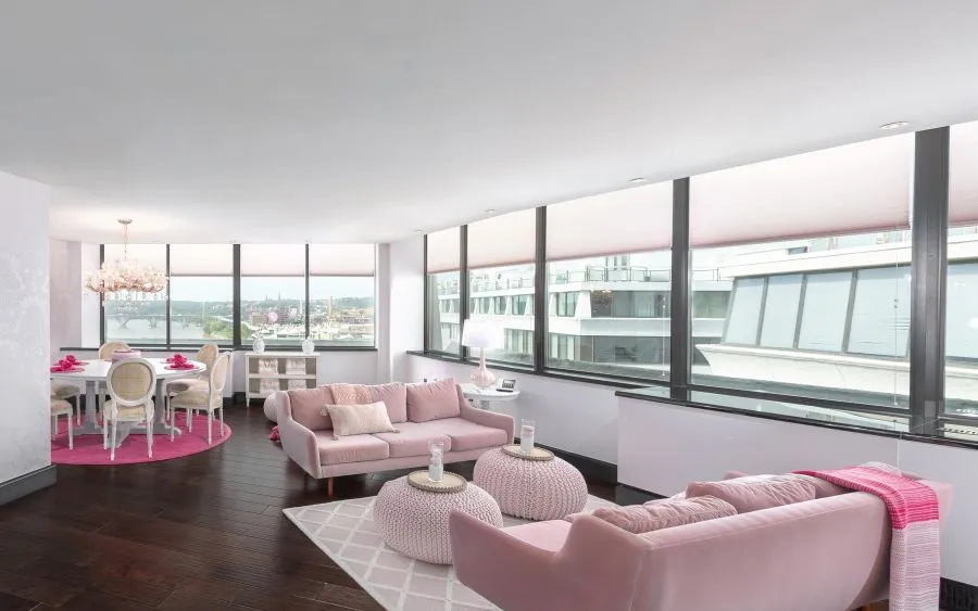 Rose_Suite.jpg?type=w966