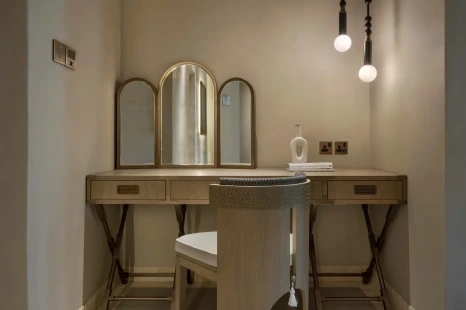 Junior_Suite_3.png?type=w466