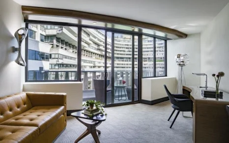 One_Bedroom_Suite_with_Balcony_2.jpg?type=w466