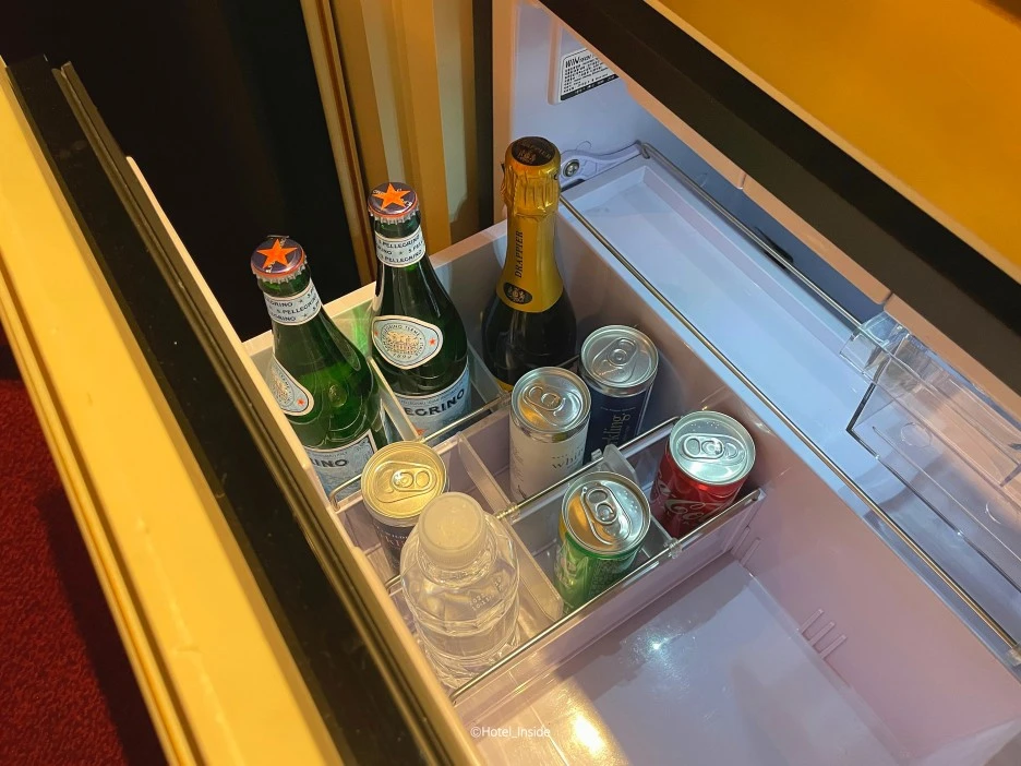 SE-7b0356b0-d592-4b0b-a31f-d12157809661.jpg?type=w1