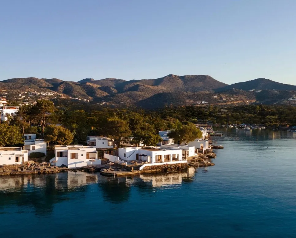 MinosBeacharthotel_Theartofluxury.jpg?type=w966