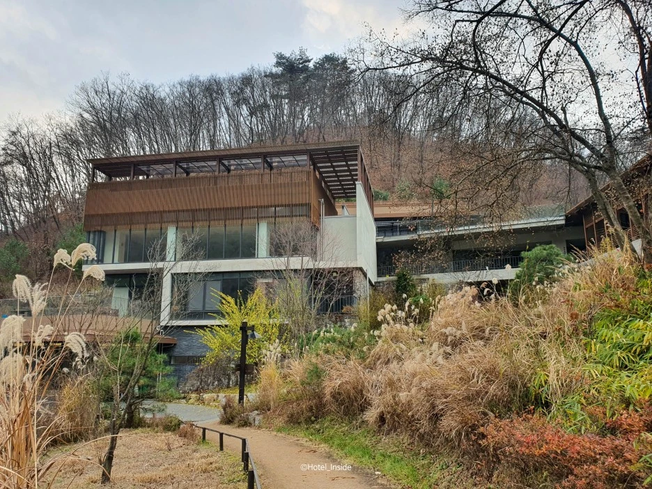 SE-5cc1bb6e-b75e-4b73-9188-958a8825a0c7.jpg?type=w1