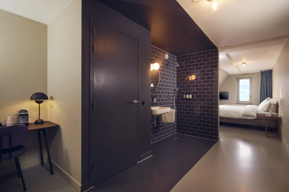 Lloyd-Hotel-501-Overview-v2-1030x684.jpeg?type=w1