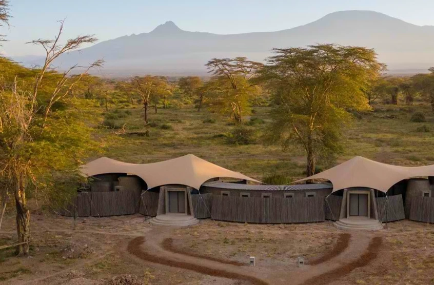 Family.png?type=w966