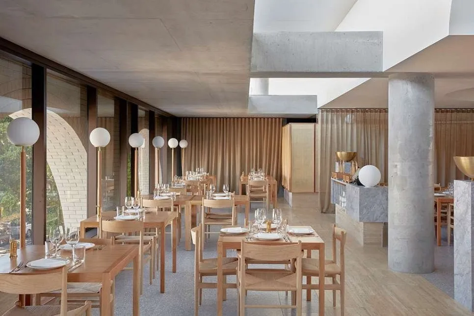 Hellenika.jpg?type=w966