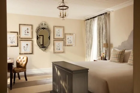 Honeysuckle_Suite_4.jpg?type=w466