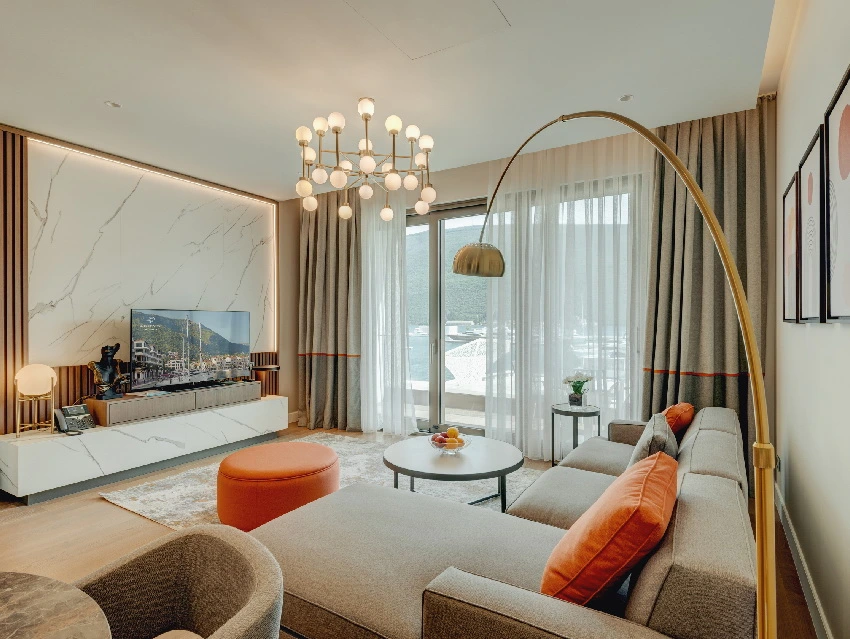 %ED%8F%AC%EB%A5%B4%ED%86%A0%EB%85%B8%EB%B9%84_%EB%A6%AC%EC%A1%B0%ED%8A%B8_3.jpg?type=w966