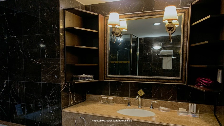 SE-6933cd20-6a46-4653-abbd-c2c58918b45d.jpg?type=w1