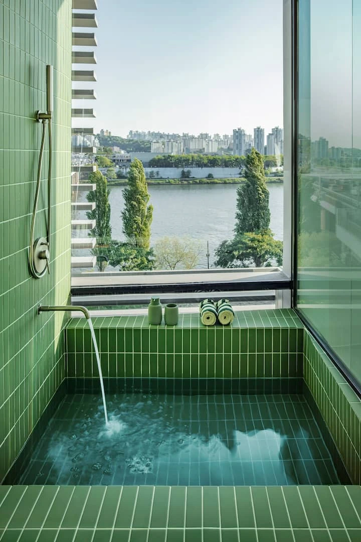 e1dab20e-b9dd-4e11-8d43-0692688dac74.jpeg?im_w=720