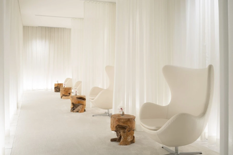 lotteseattle-gallery-31-6359764c41bec.jpg?type=w966