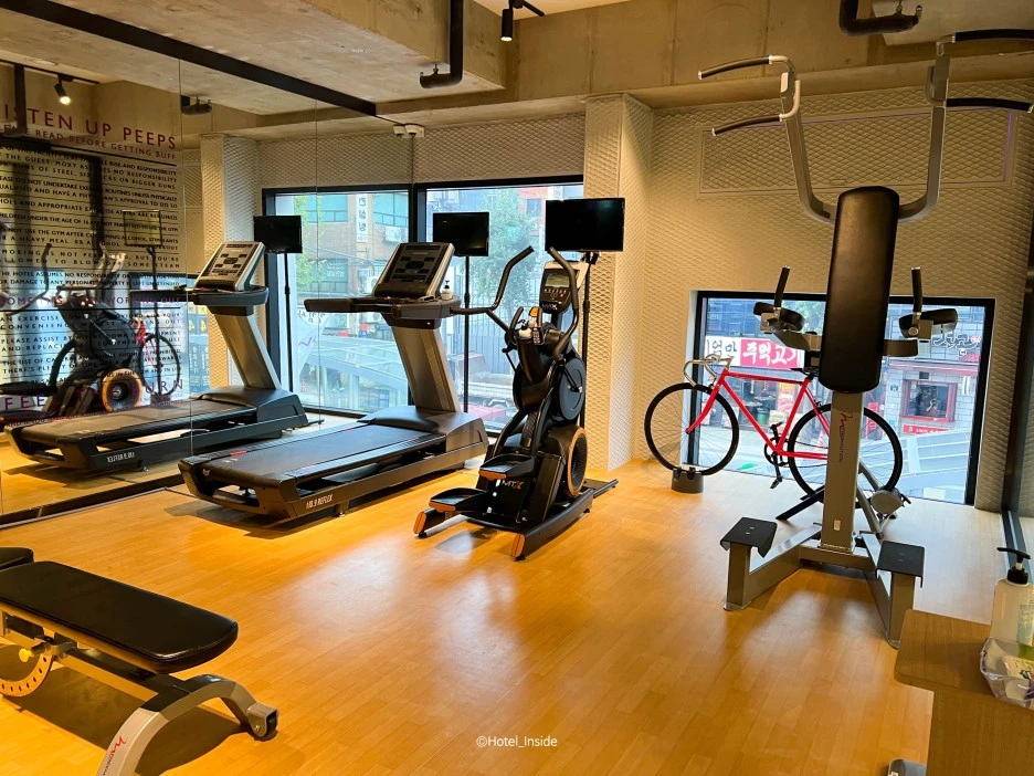 SE-7b9f7c60-b633-4d58-8b4e-7c405a5919db.jpg?type=w1