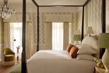 Strelitzia_Suite_5.jpg?type=w466