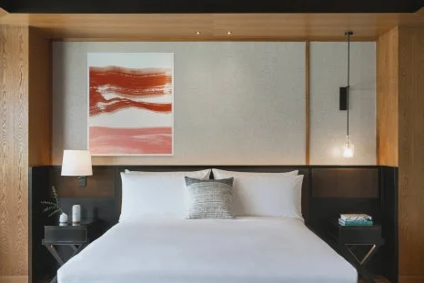 OceanfrontPoolVillaBedroom.jpg?type=w466