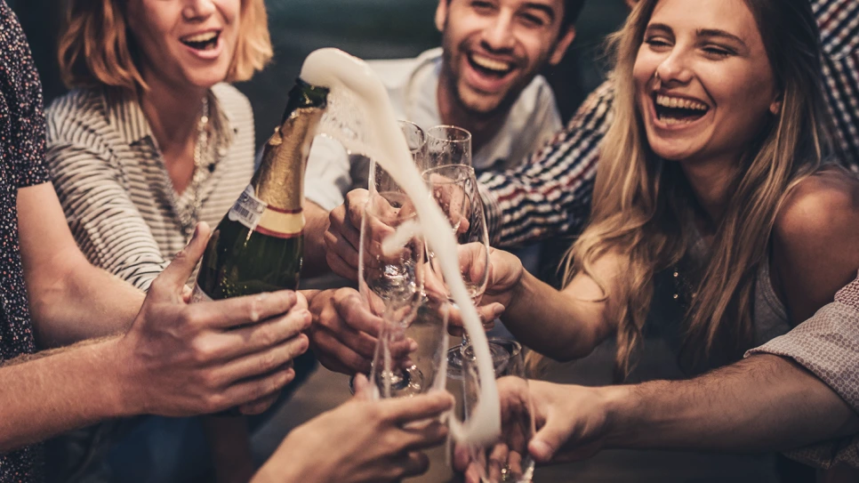 %EC%97%B0%EB%A7%90%EC%97%B0%EC%8B%9C_%EB%A1%AF%EB%8D%B0%ED%98%B8%ED%85%94.png?type=w966