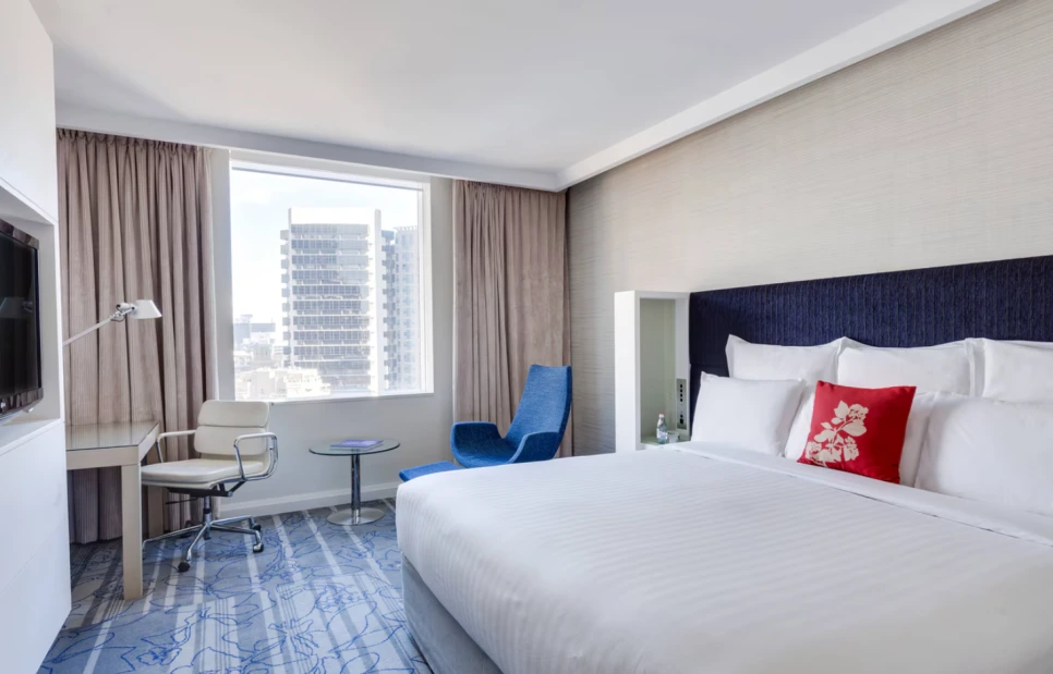 Sydney_Harbour_Marriott_Hotel_2.png?type=w966