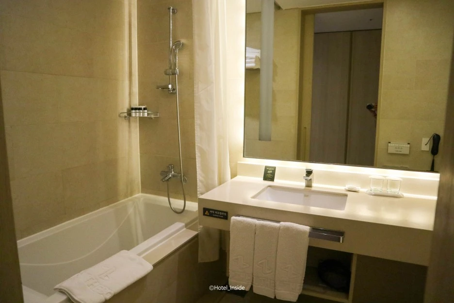 SE-211c0e56-784f-48b9-9fe0-25f6b022ad7d.jpg?type=w1