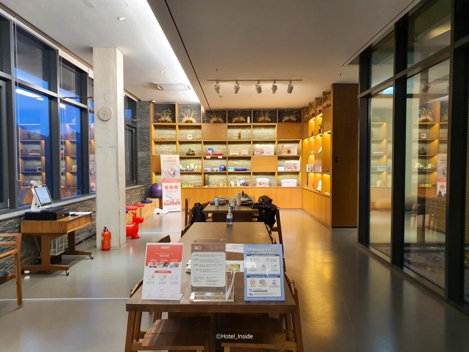 SE-45dfe645-3192-4fdc-97fd-02037d042a07.jpg?type=w1