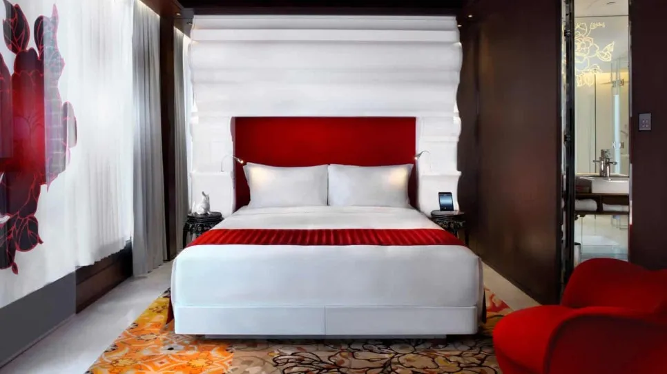 Full_Moon_2.jpg?type=w966