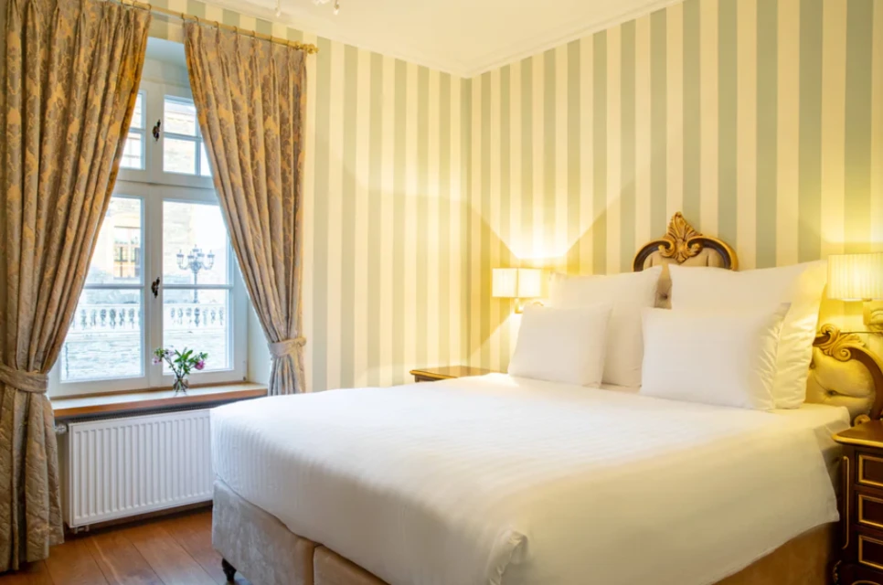 Room_in_Cottage_House.png?type=w966