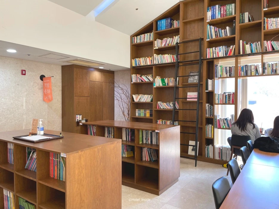 SE-e8fcb7fd-6bca-42f0-af17-c5ba28548c10.jpg?type=w1