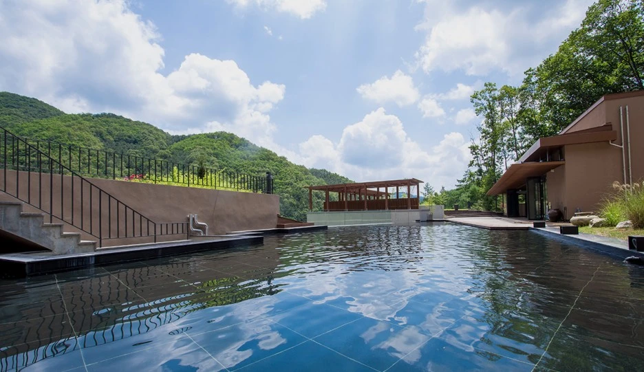 section02_photo_02.jpeg?type=w1