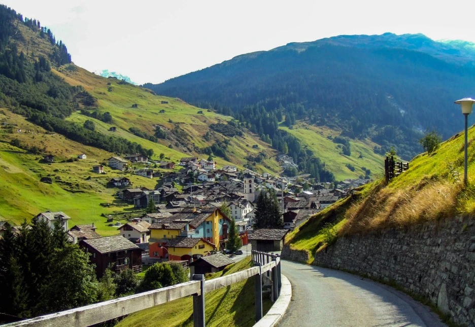 Vals,_Switzerland.jpg?type=w1