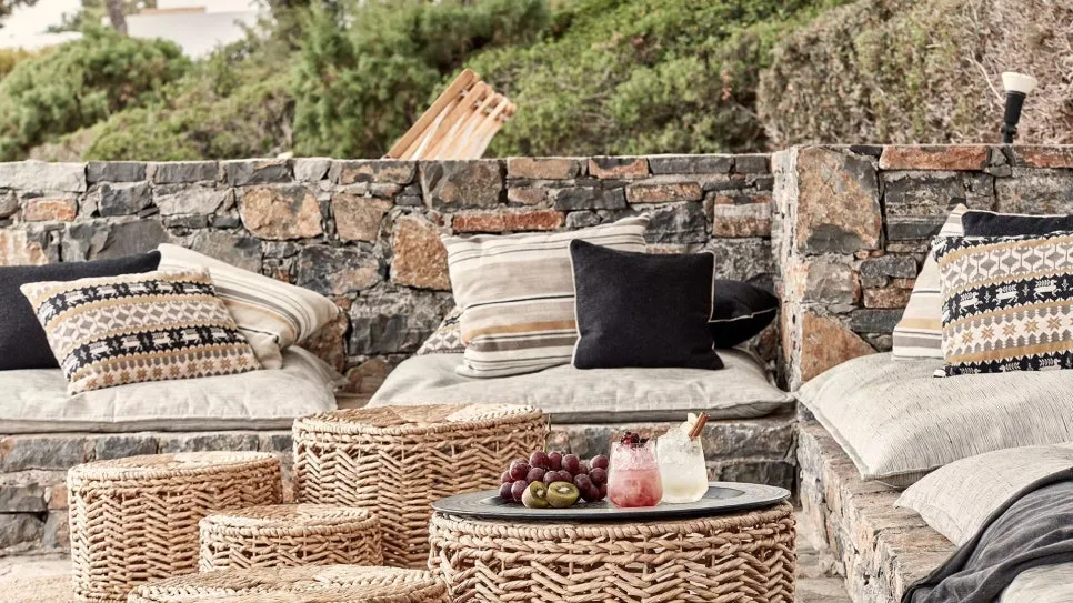 Pure-Lounge-Bar-2.jpg?type=w966