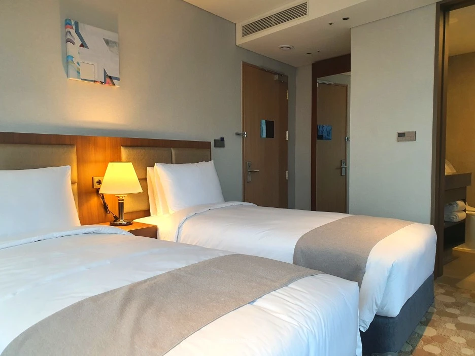 SE-00ac4829-7fd9-4b6a-bbab-2f21585da580.jpg?type=w1