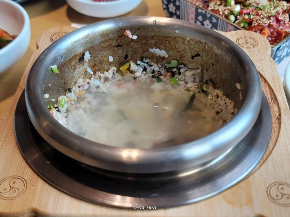 SE-7033b8a4-d240-4896-a93e-2c40d581ec2f.jpg?type=w1