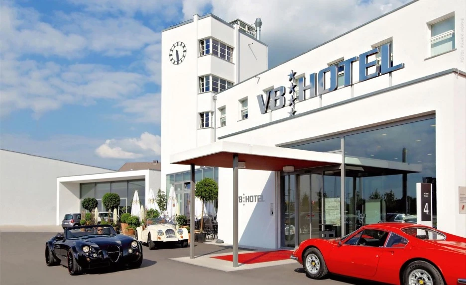 V8-Classic-Aussen-3---V8-Hotel--Region-Stuttgart__EN.jpeg?type=w1
